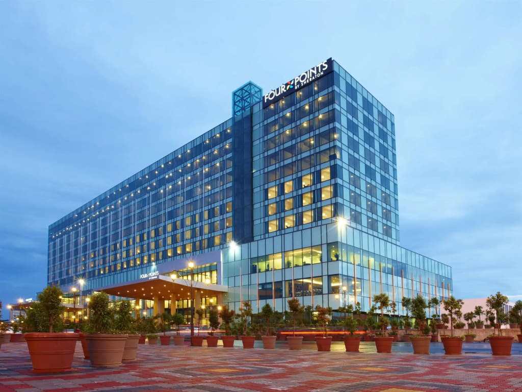 Century Kuching Hotel - photo 1