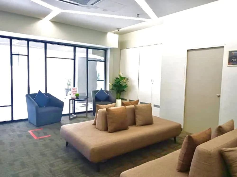 Glex Hotel Signature Johor Bahru - photo 10
