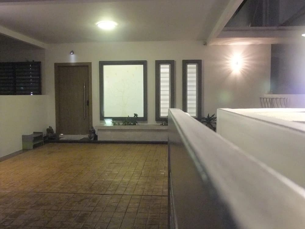 iBook 1 - Luxury Holiday Homestay - photo 18