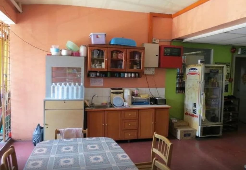 Stay-In Lodge - photo 9