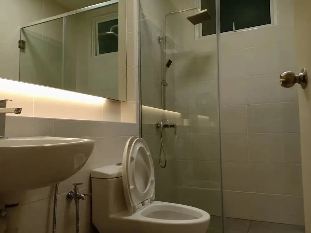 BLeisure Parkland Homestay - photo 9