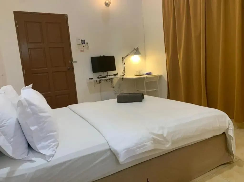 Hotel Anggerik Impian - photo 11