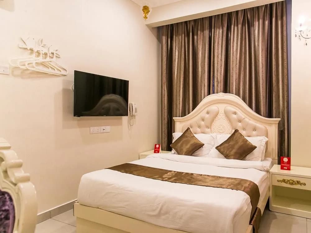 OYO 166 Hotel De Art 2 - photo 4