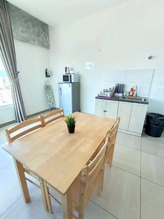Cozy 121 Octagon 2 Bedrooms Condo - photo 16