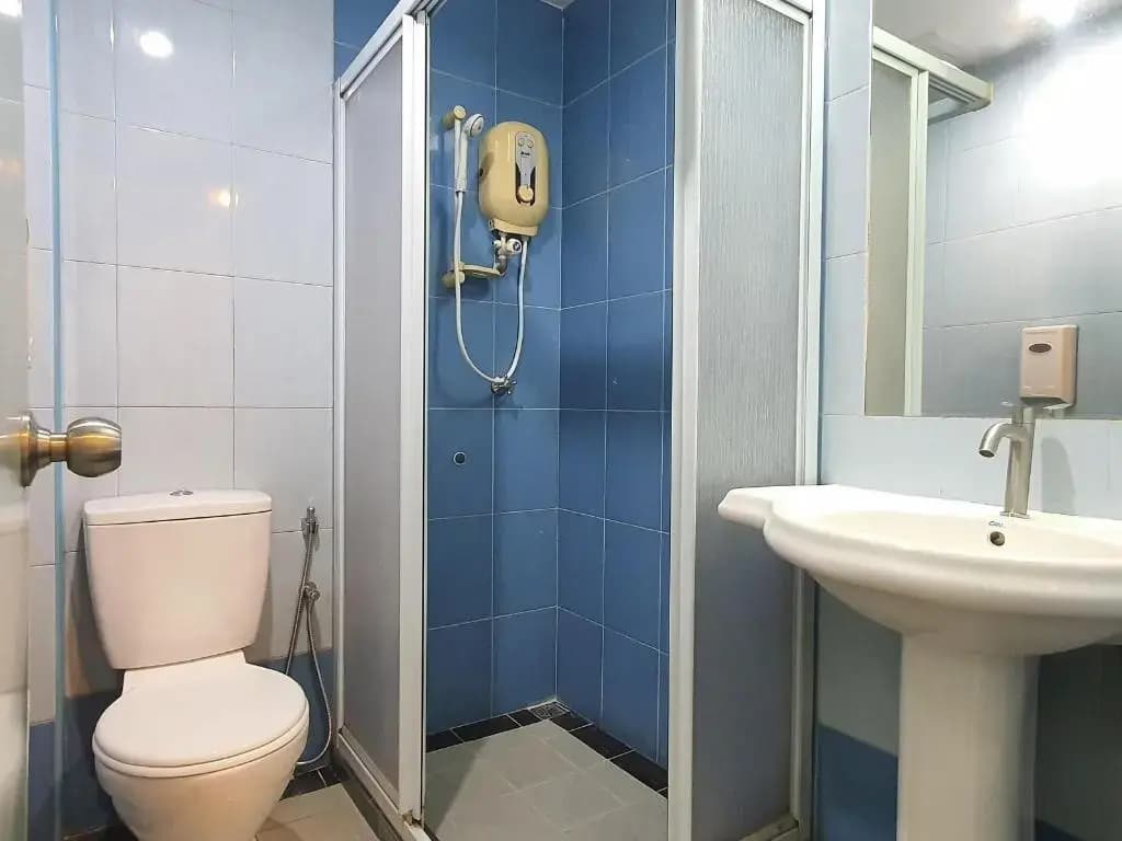 Sandakan Central Hotel - photo 9