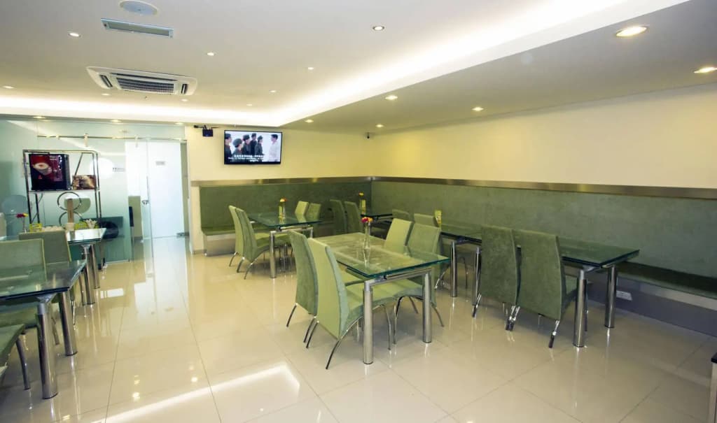 One Avenue Hotel - photo 21