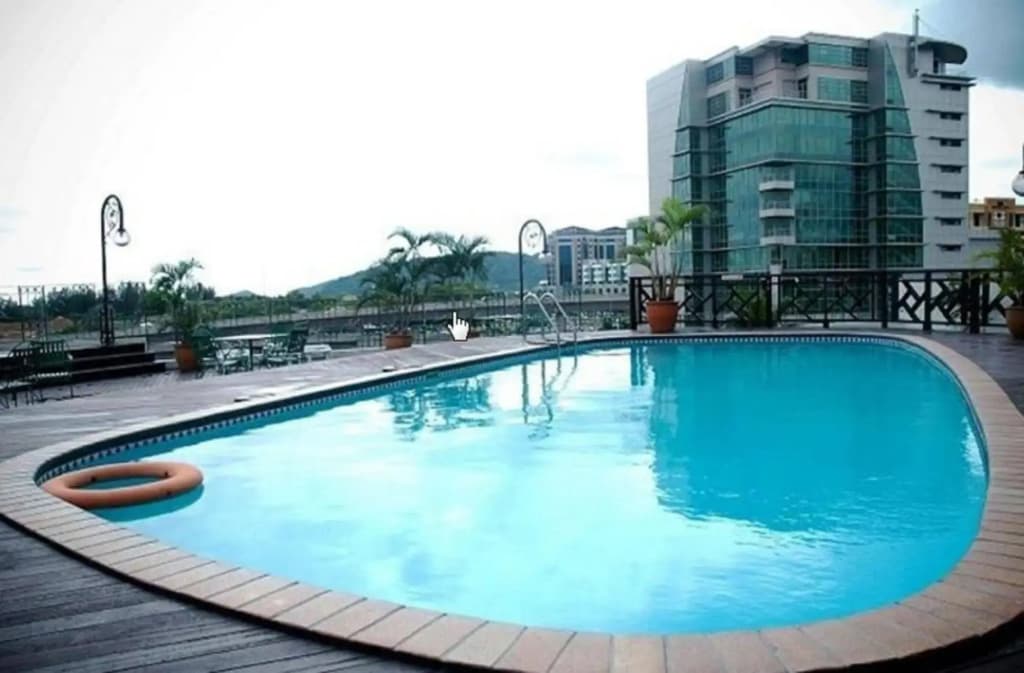 Sabah Oriental Hotel - photo 16
