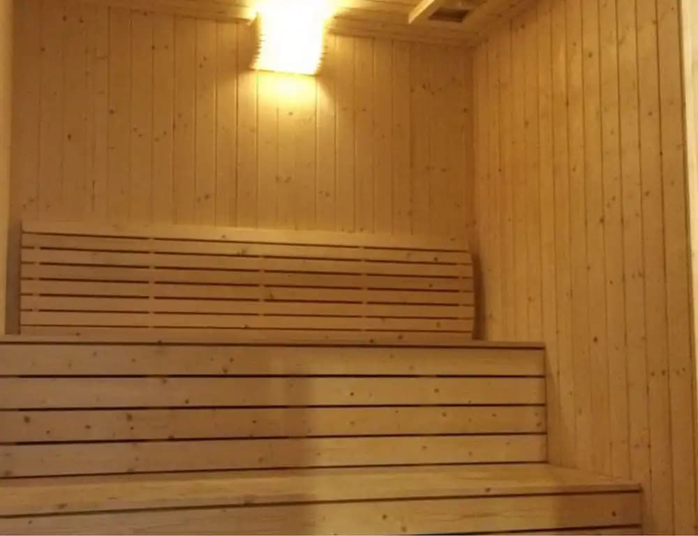 H2H Euro House - photo 12