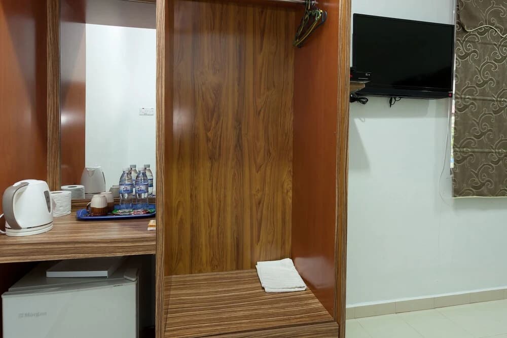 ZEN Rooms Pantai Tengah - photo 16
