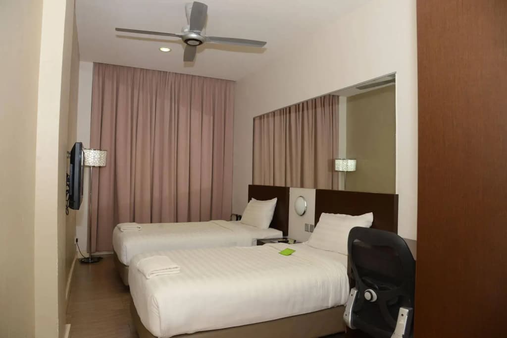 Tune Hotel - Bintulu Sarawak - photo 3