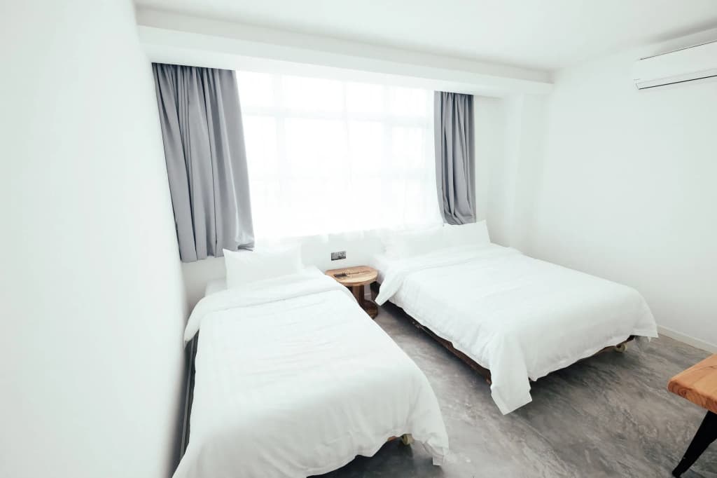 White Loft Hotel - photo 4