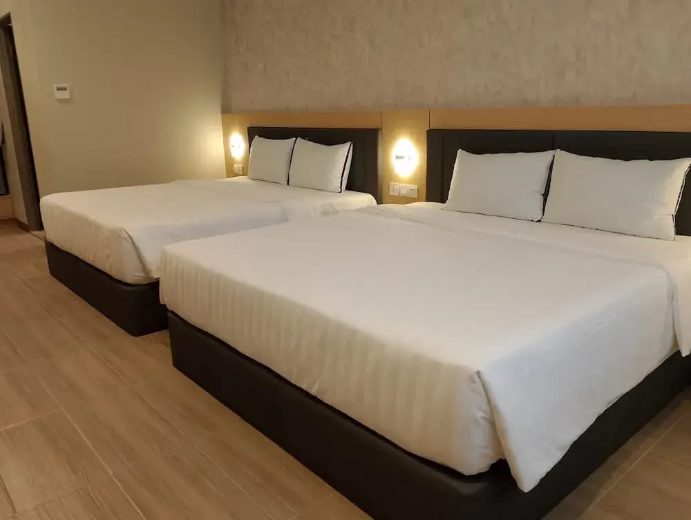 Forum Hotel Penang - photo 3