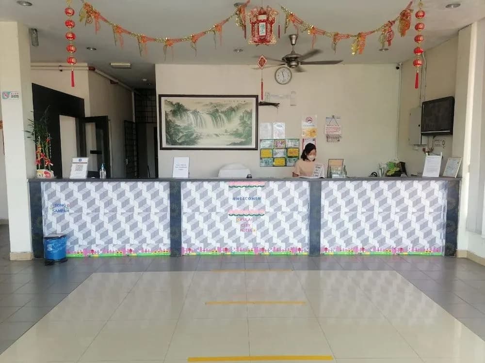 OYO 90392 Pulai City Hotel - photo 2