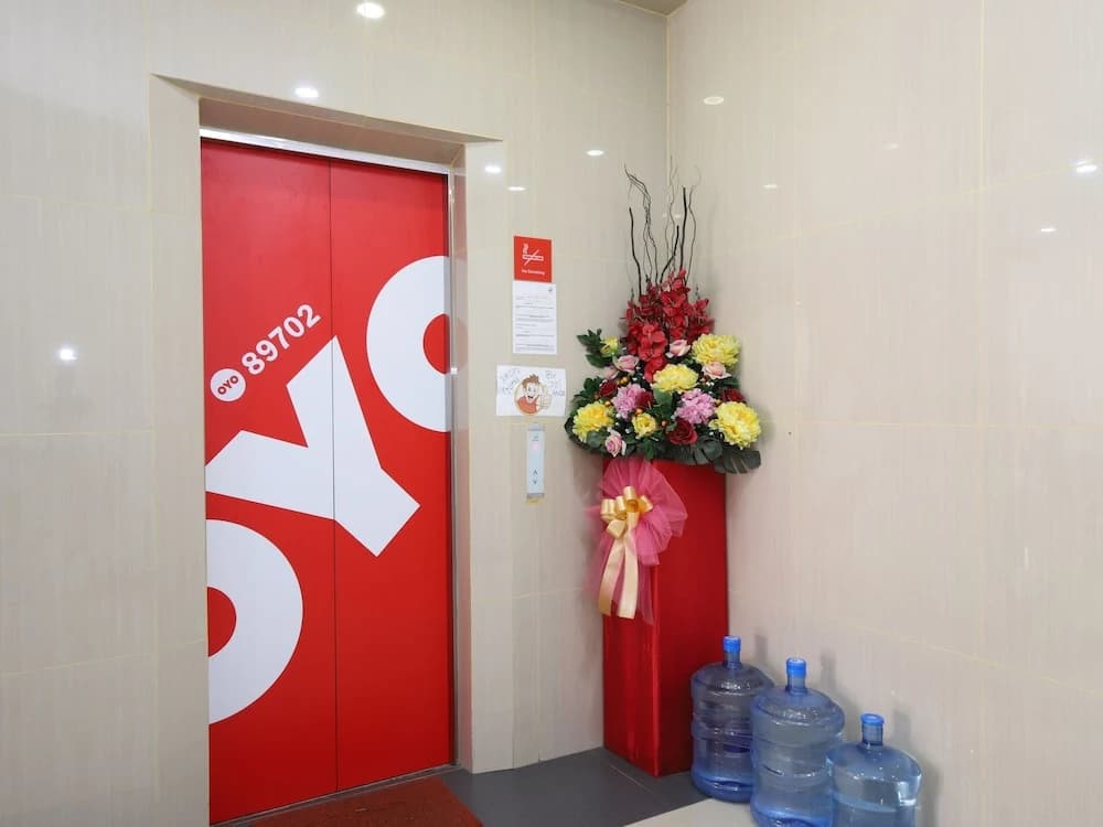 OYO 89702 Md Hotel Masai - photo 12