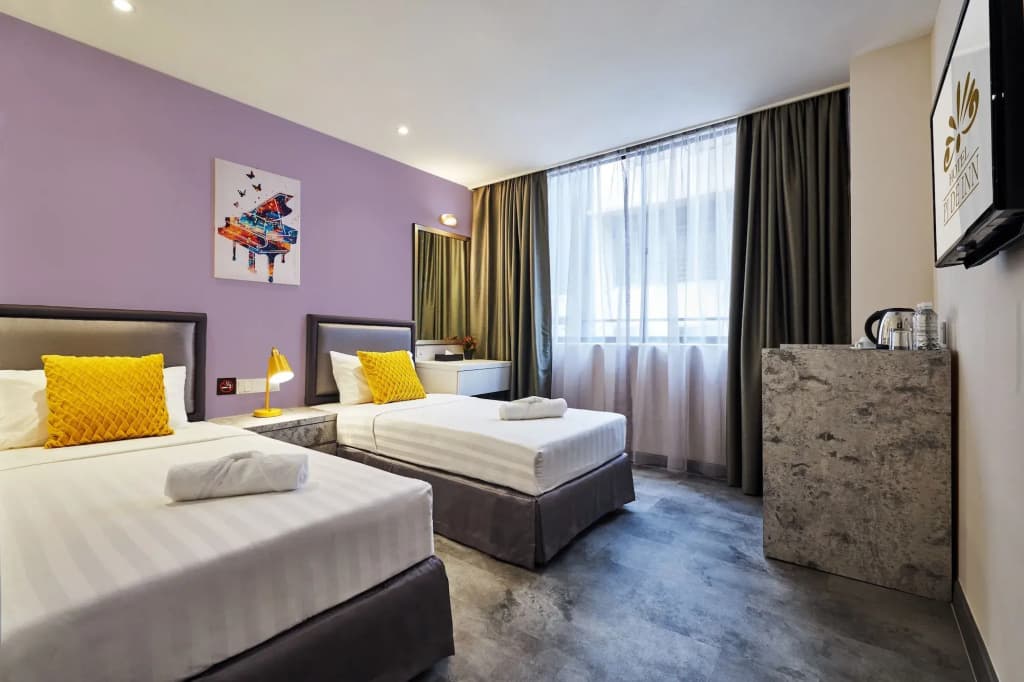 PJ De Inn - photo 3