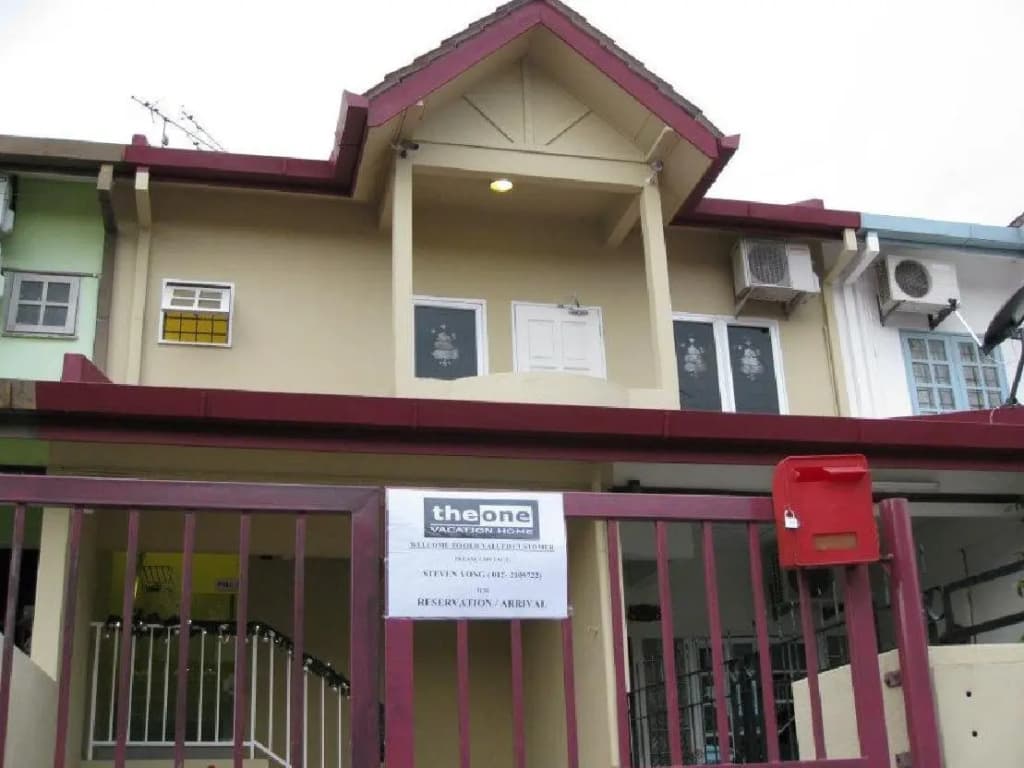 The One Vacation Home - photo 1
