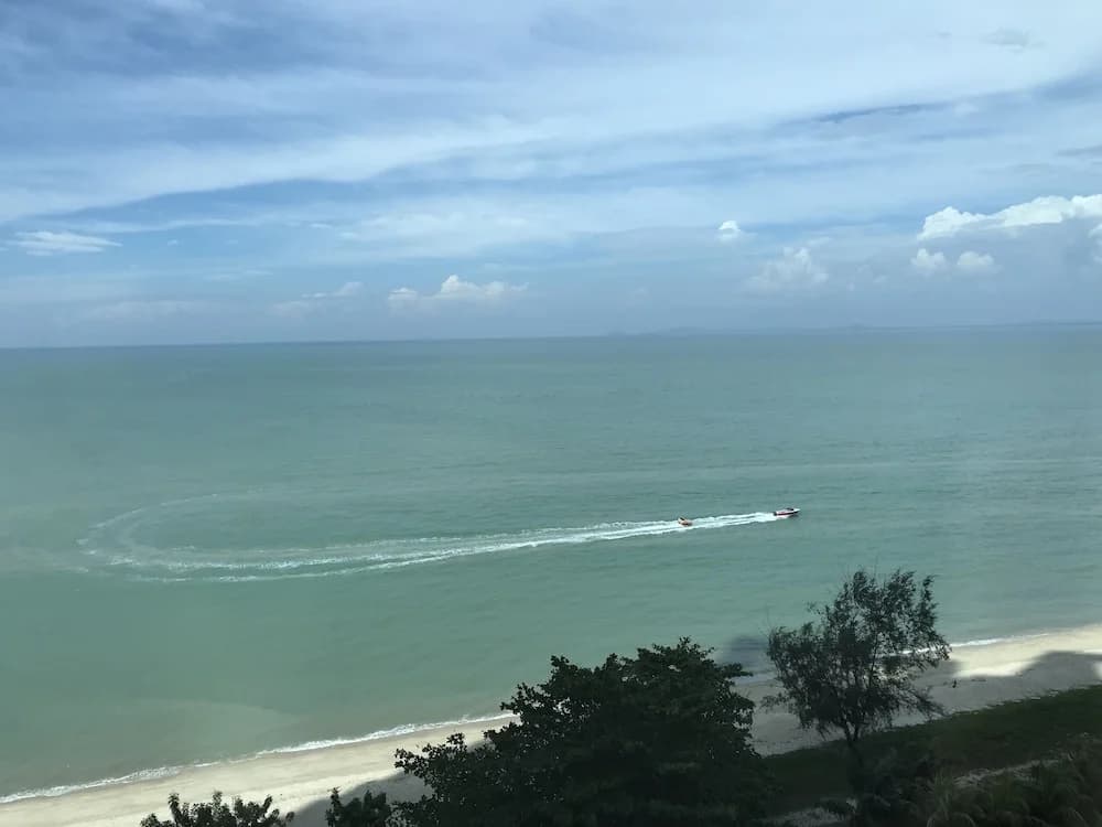 Brand New By The Beach - Tanjung Bungah - photo 16
