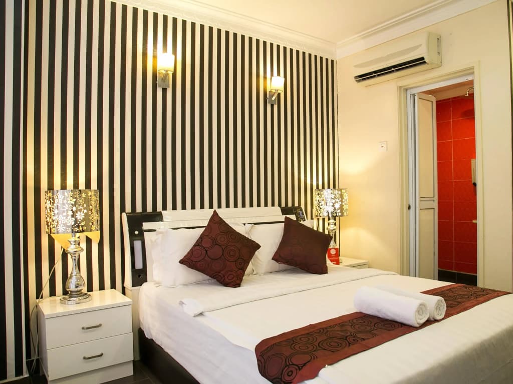 OYO 165 Hotel De Art 1 - photo 3