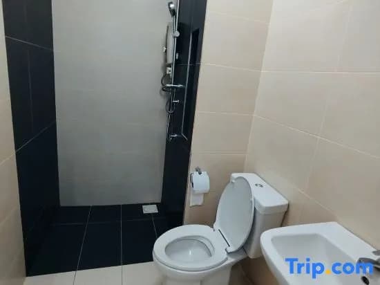 Entire Duplex Unit Pacific Tower PJ JayaOne by Comfy Asia - photo 2