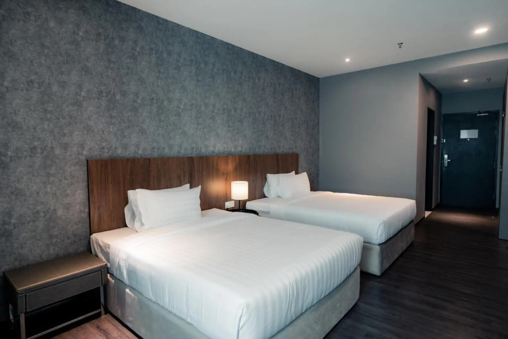 Avenue Garden Hotel - photo 5