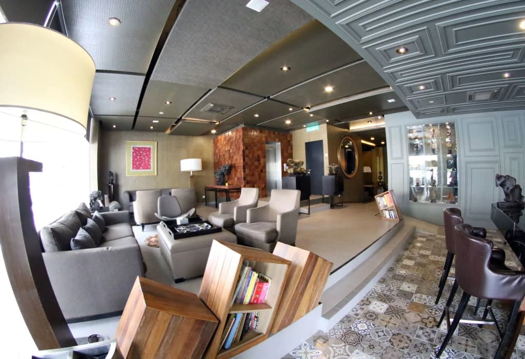 Bedrock Hotel - photo 17