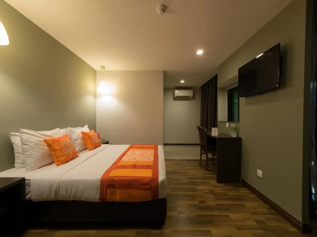 K Hotel - photo 6