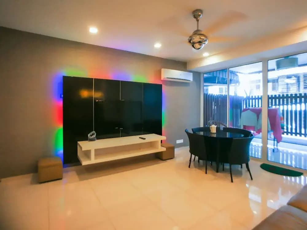 Miracle Homestay Tanjung Villa - photo 2