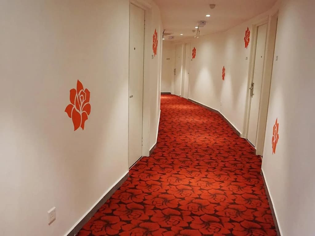 Riverine Garden Hotel - photo 10