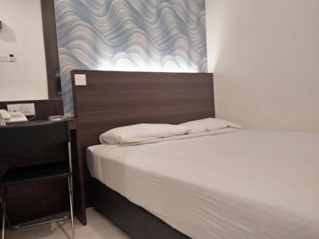 The Regency Garden Hotel - photo 13