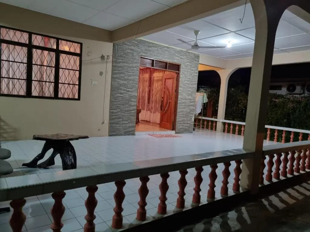 Kenyalang Lutong Homestay - photo 2