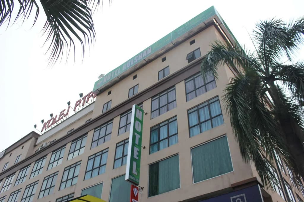 Hotel Gulshan - photo 1