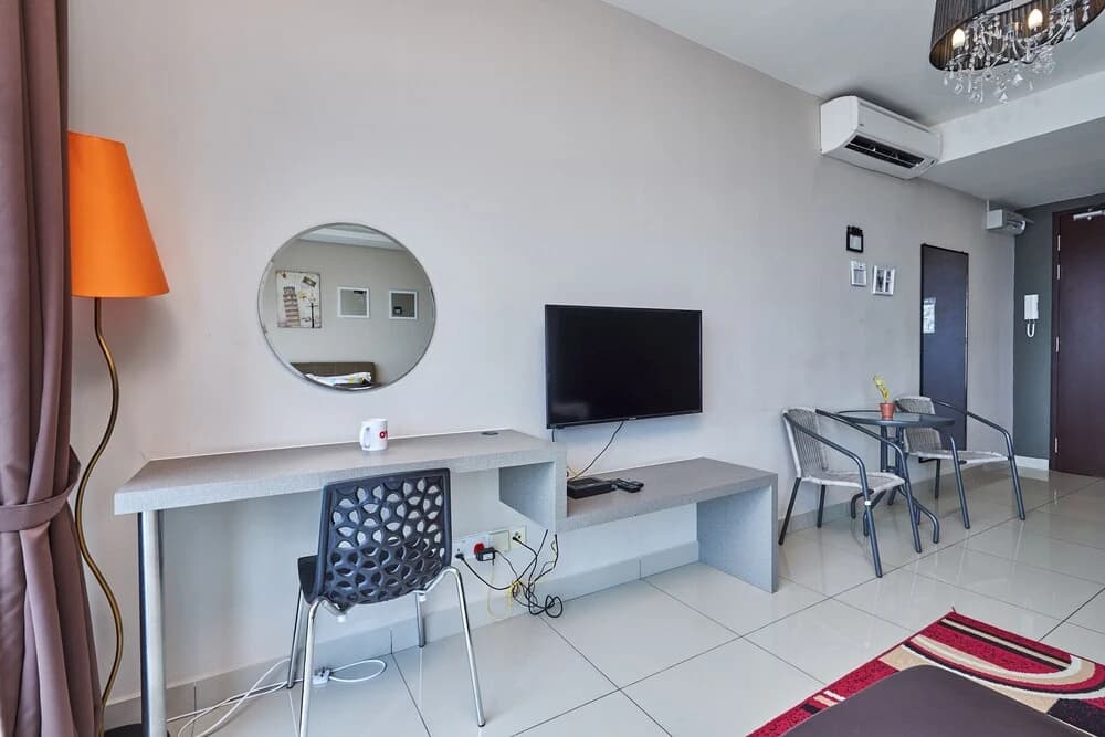 Oyo Home 89316 Special Studio Setia Alam Trefoil - photo 7