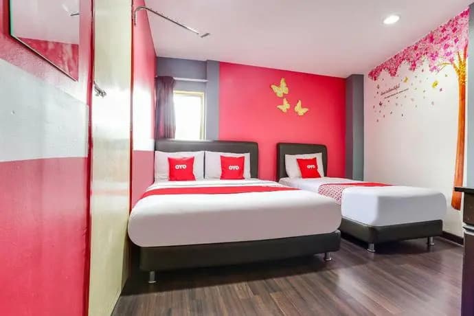 OYO 89639 1st Inn Hotel, Seksyen 20 - photo 2