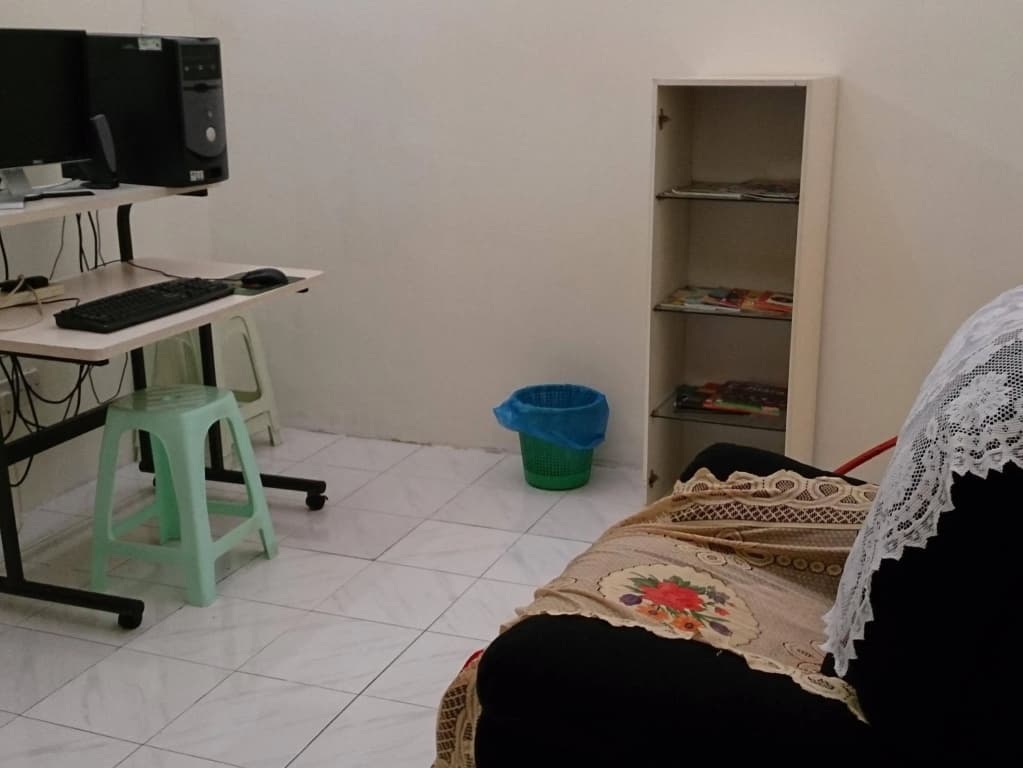 Bayan Seaside Guesthouse - photo 1