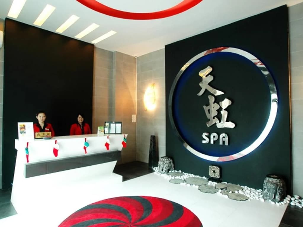 2 Inn 1 Boutique Hotel & Spa - photo 20