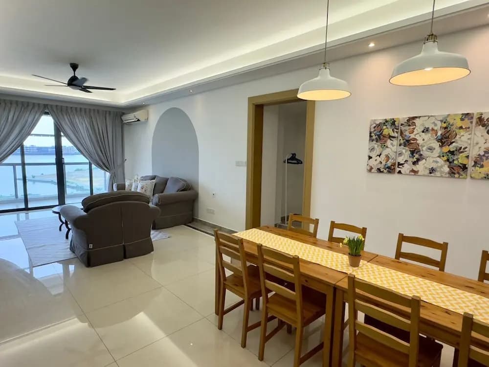 JB City CIQ-R&F Shopping Mall Apartment - photo 38
