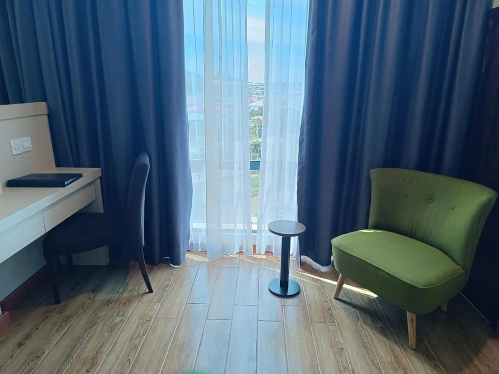 Lintas Platinum Hotel - photo 5