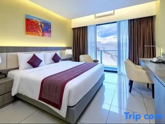 Highland Breeze Hotel - photo 11