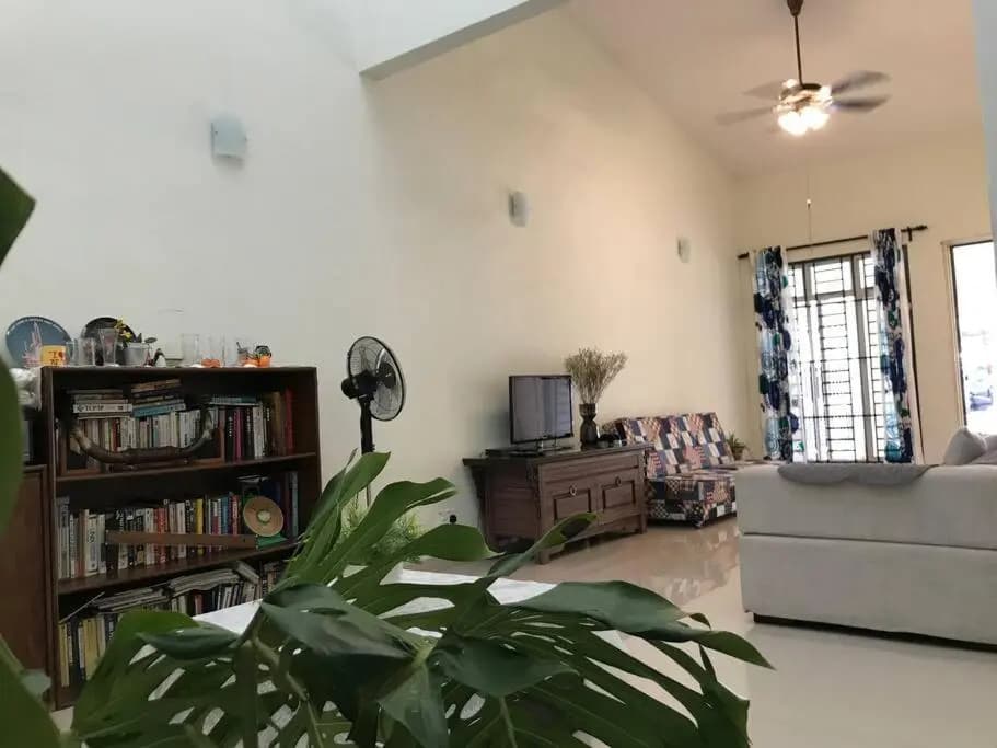Sunny terrace house 5min Stulang Laut CIQ SOGO KSL 2BR 7Pax - photo 9