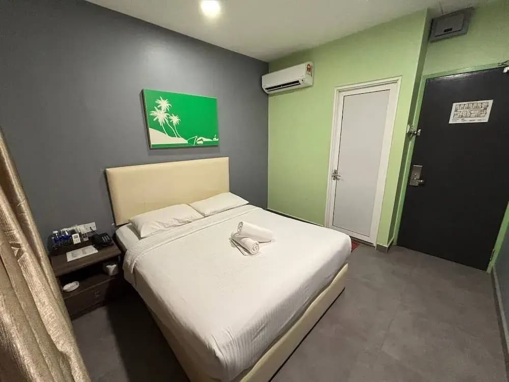 Grand Village Hotel - photo 3
