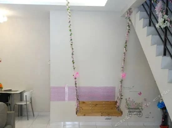 Bukit Indah Guesthouse - photo 8