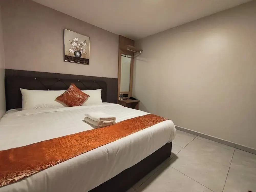 Hotel Mawar Inn - photo 13