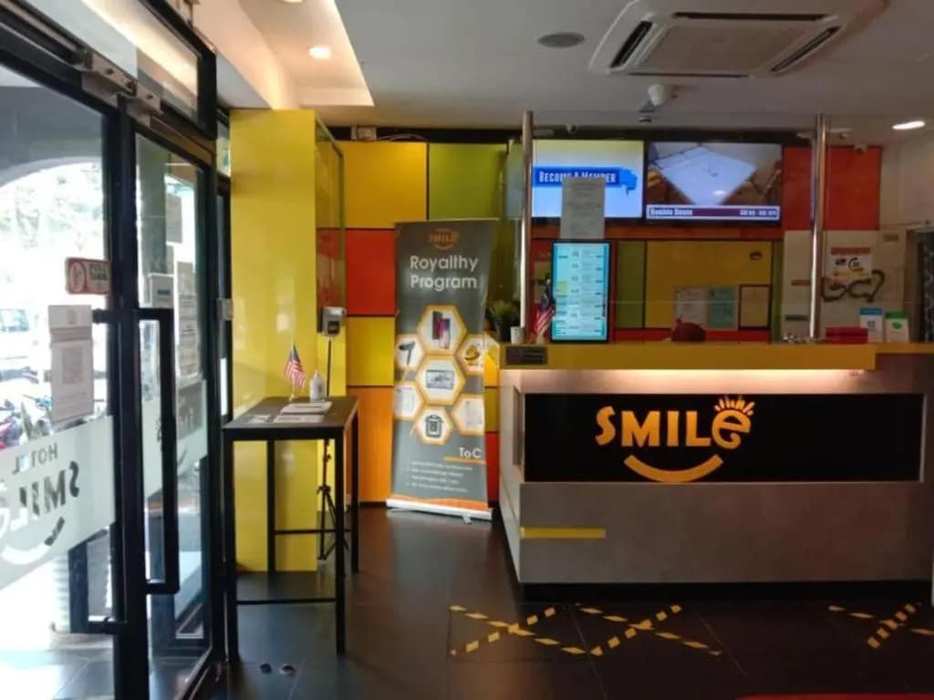 Smile Hotel Danau Kota - photo 19