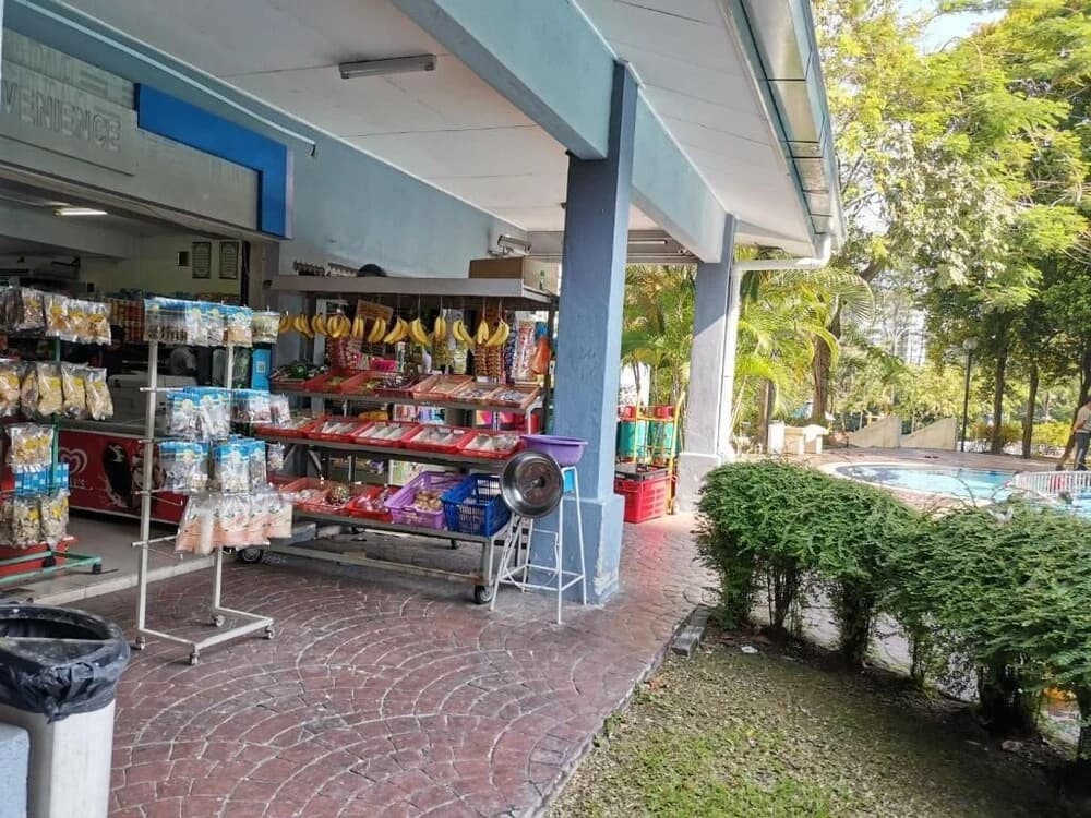 Aini's Guest House In Vista Amani Condo - photo 23