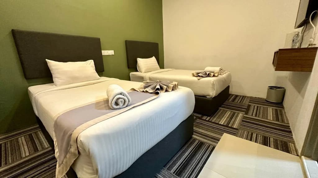 WE Hotel - photo 16