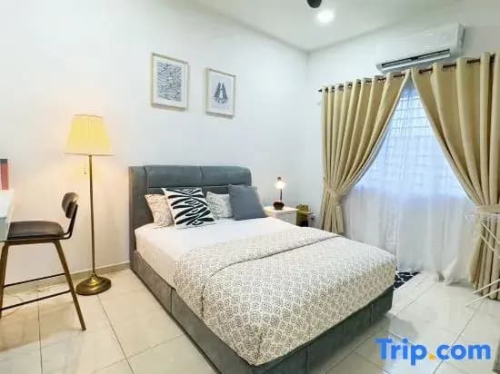 Kota Warisan Fully Air-Con 4 Bedroom Homestay - photo 5