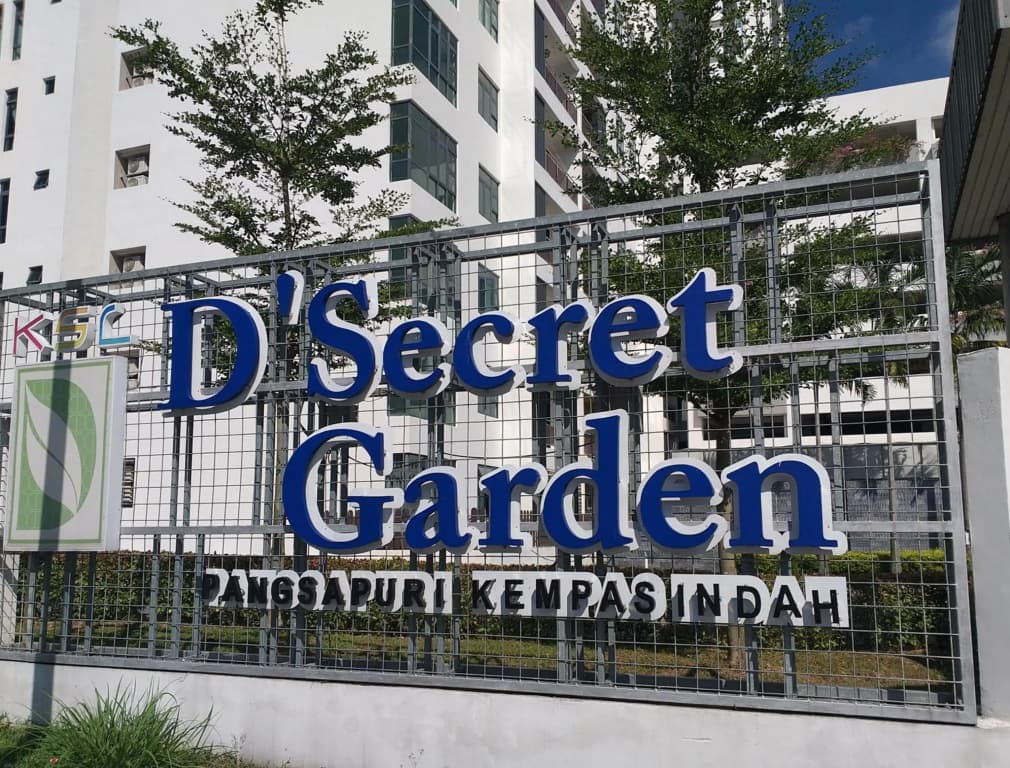 Kempas Indah @ The Secret Garden Homestay - photo 1