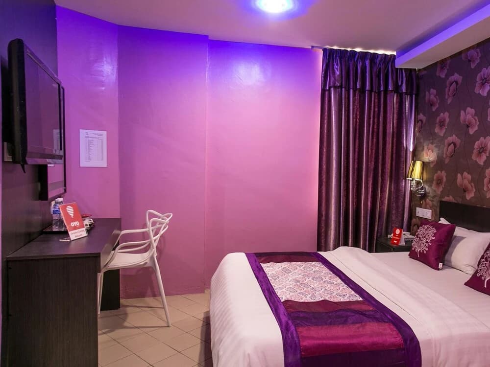 Hotel Q Inn by OYO - photo 1