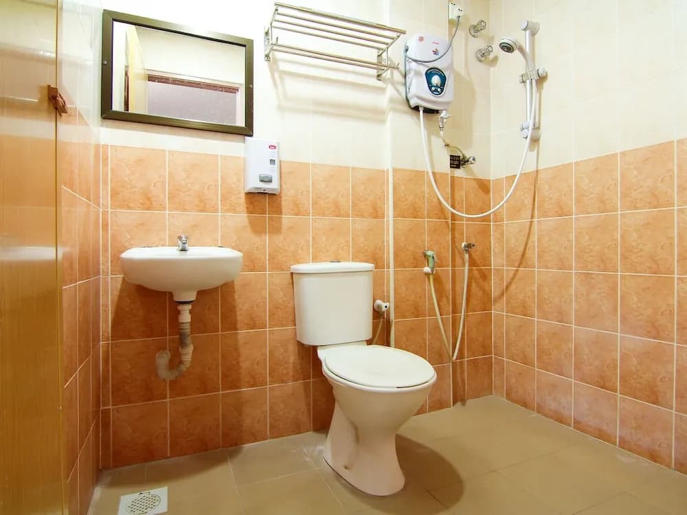 OYO 11343 Hotel Putra Iskandar - photo 10