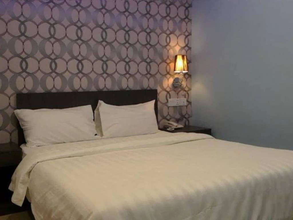 Hotel Q Inn - photo 3